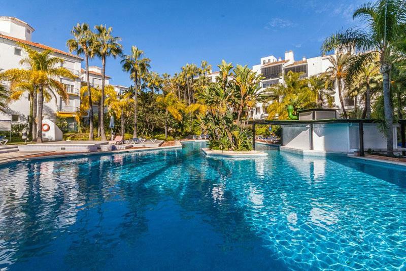 Jardines De Las Golondrinas Marbella Esterno foto